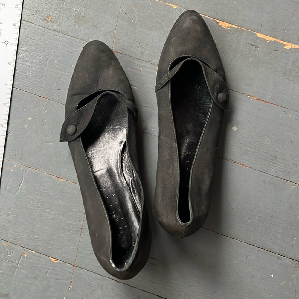 Designer Italian kitten heel suede dress shoes